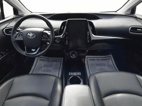 Used 2022 Toyota Prius Prime XLE FWD image 16