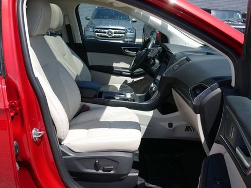 Used 2024 Ford Edge Titanium w/ Equipment Group 301A AWD/4WD image 28