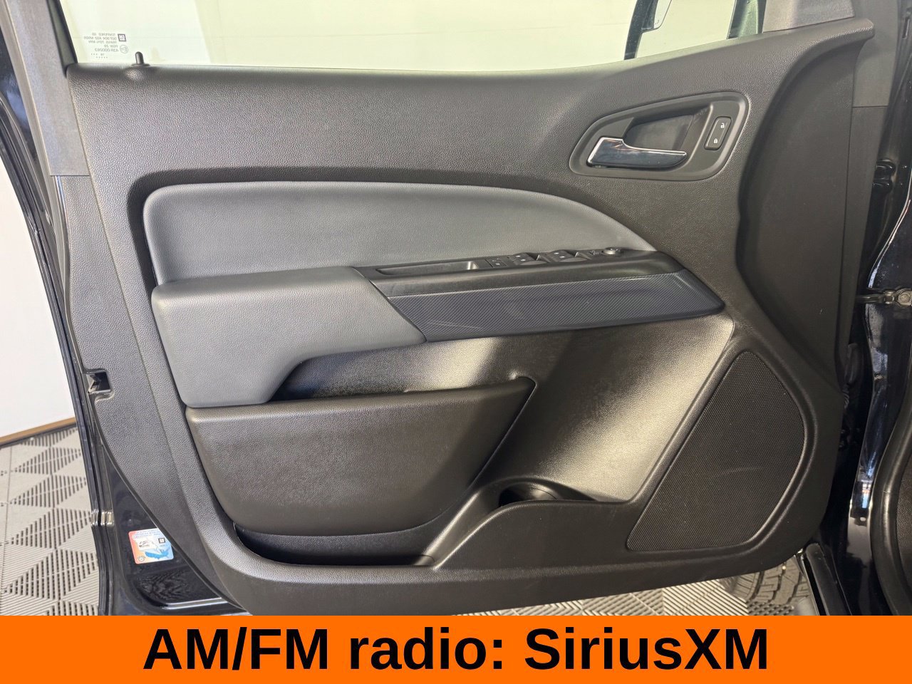 Used 2019 Chevrolet Colorado Z71 RWD image 11