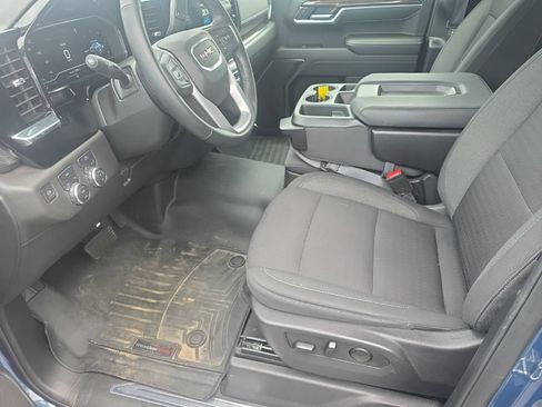 Used 2024 GMC Sierra 1500 Elevation AWD/4WD image 13
