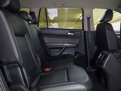 Used 2021 Volkswagen Atlas SE image 51