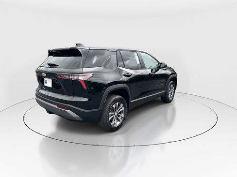 New 2026 Chevrolet Equinox LT w/ Safety and Technology Package image 8