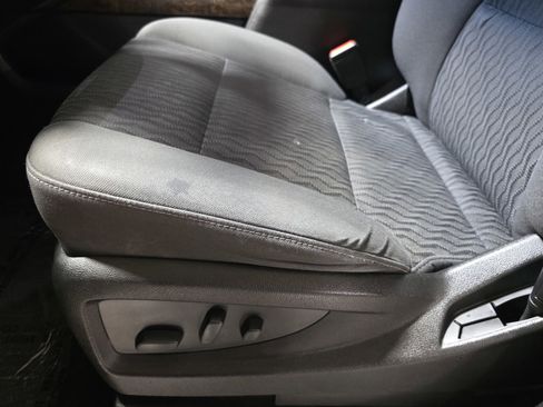 Used 2017 Chevrolet Tahoe LS image 25