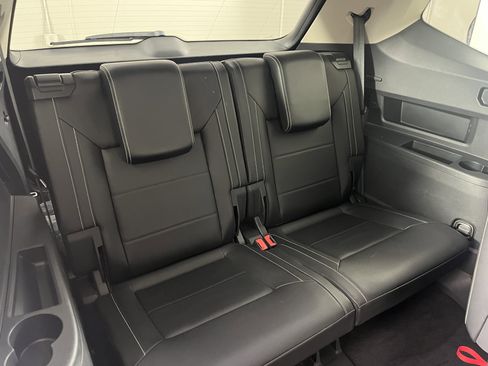 Used 2023 Volkswagen Atlas SE image 26