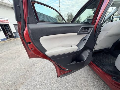 Used 2016 Subaru Forester 2.5i Premium w/ Popular Package #2 image 18