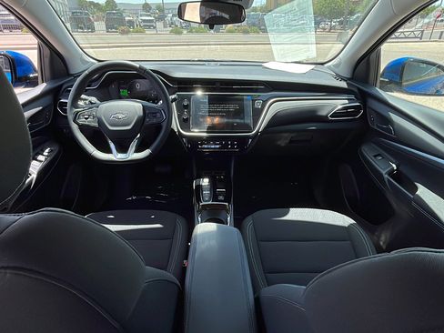 Used 2023 Chevrolet Bolt EUV LT w/ Comfort Package image 25