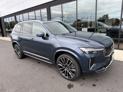 New 2026 Volvo XC90 B6 Plus w/ Protection Package Premier