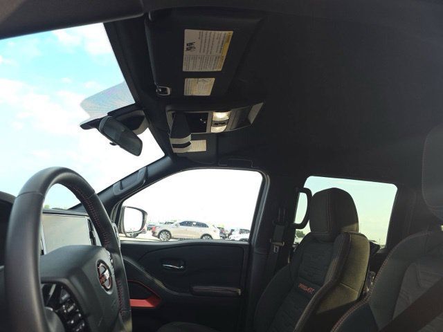 Used 2025 Nissan Frontier PRO-4X w/ Interior Protection Package AWD/4WD image 10