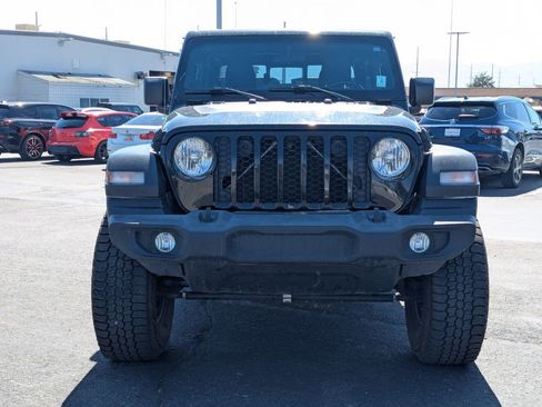 Used 2020 Jeep Gladiator Sport w/ Quick Order Package 24S AWD/4WD image 10