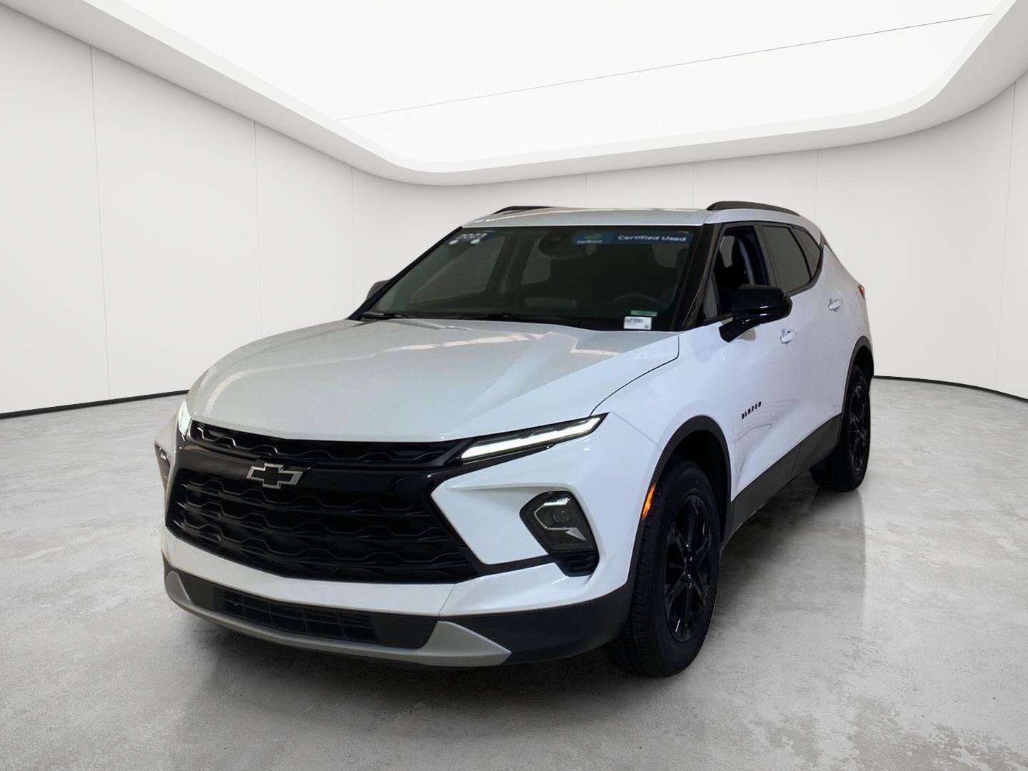 Certified 2024 Chevrolet Blazer LT w/ Convenience Package FWD image 3