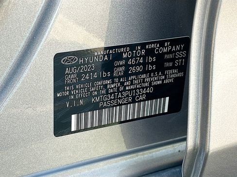 Used 2023 Genesis G70 2.0T w/ Sport Prestige Package image 33