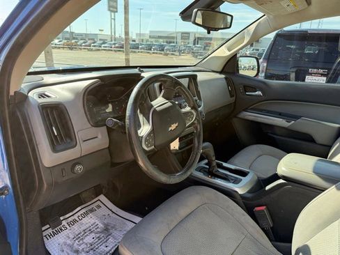 Used 2018 Chevrolet Colorado LT w/ LT Convenience Package image 7