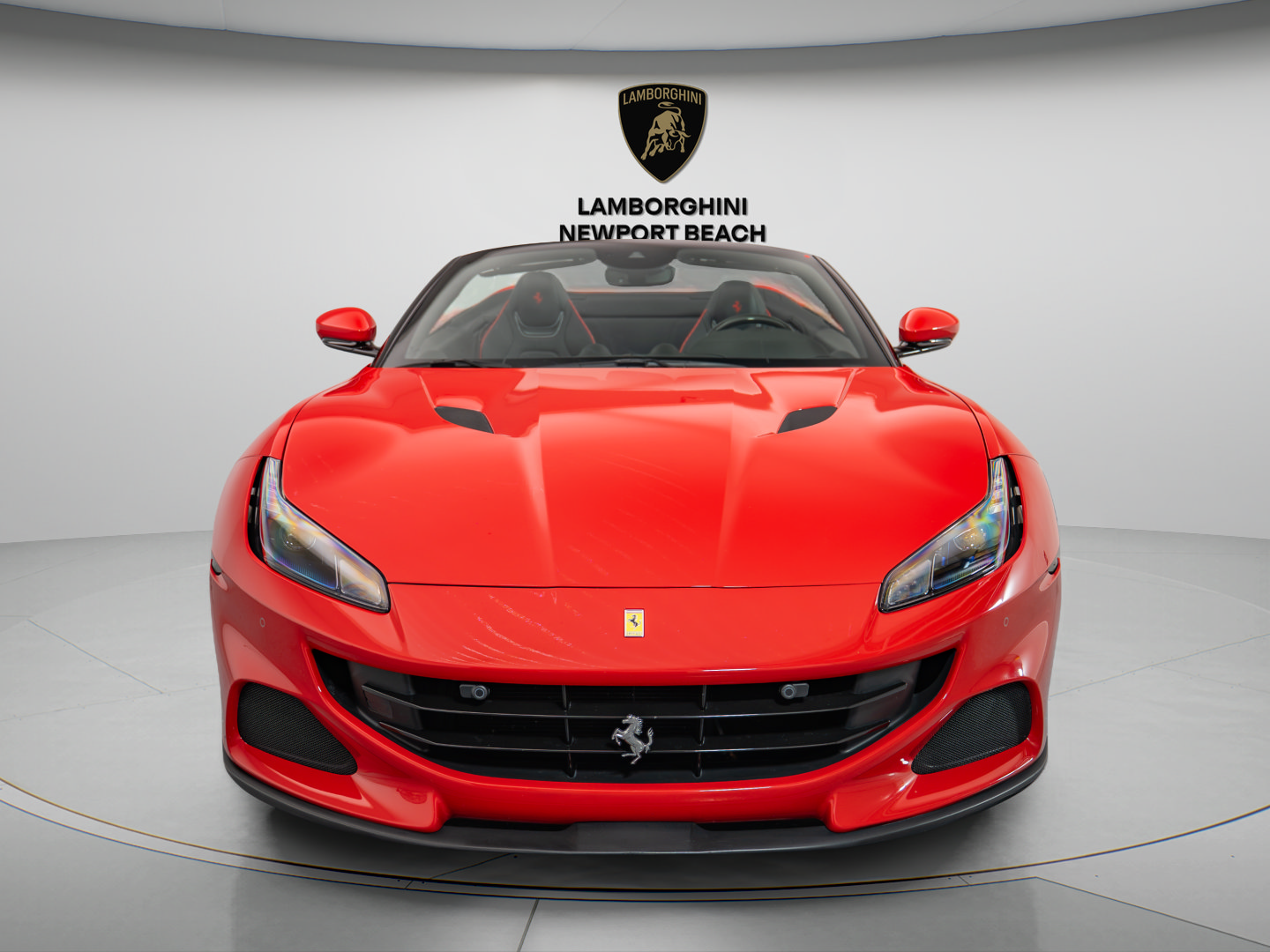 Used 2023 Ferrari Portofino M RWD image 3