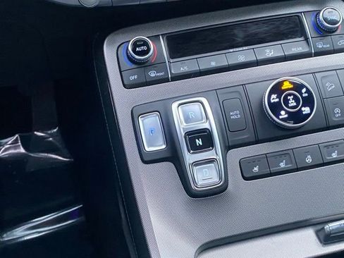 Used 2020 Hyundai Palisade Limited image 17