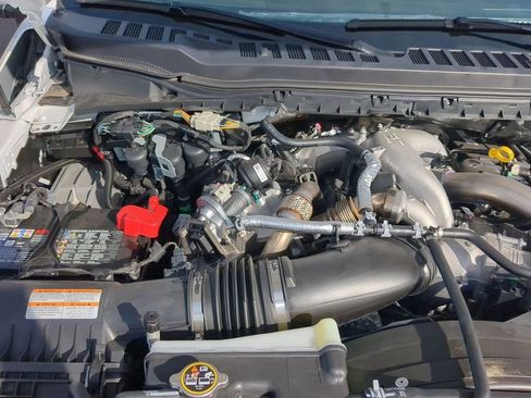 New 2024 Ford F350 XL w/ XL Chrome Package image 27