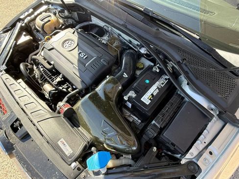 Used 2017 Volkswagen GTI Sport FWD image 23