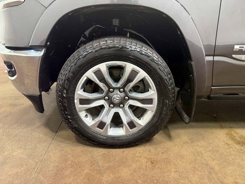 Used 2022 RAM 1500 Limited w/ Off-Road Group image 91