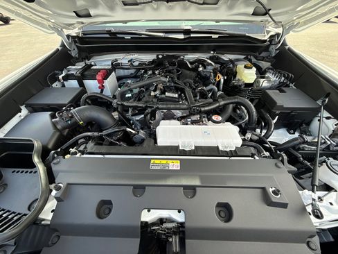 New 2026 Toyota Tacoma SR5 RWD image 7
