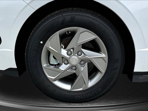 New 2026 Hyundai Sonata SE FWD image 16
