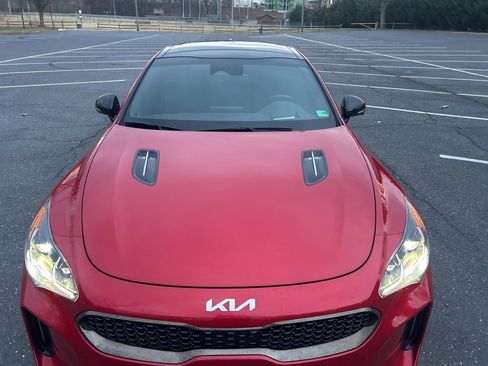 Used 2023 Kia Stinger GT2 image 8
