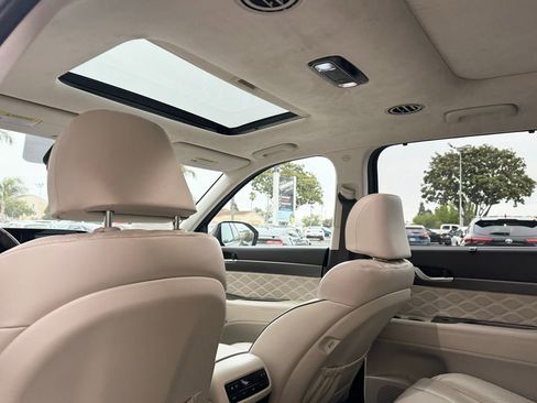 Used 2020 Hyundai Palisade Limited FWD image 18