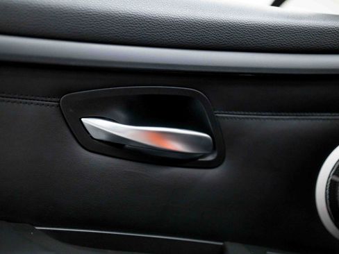Used 2013 BMW M3 Coupe RWD image 41