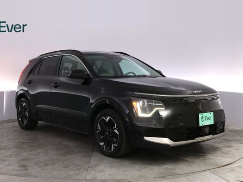 Used 2023 Kia Niro Wind FWD image 13