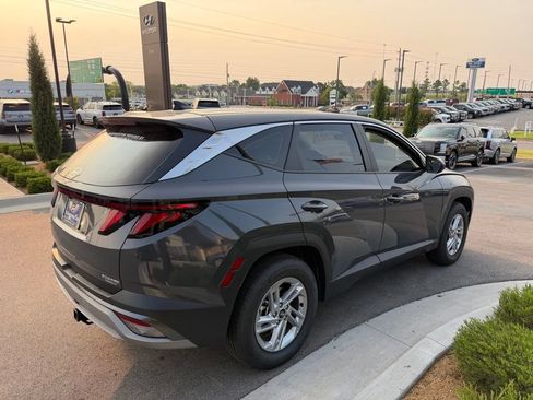 Certified 2026 Hyundai Tucson SE FWD image 13