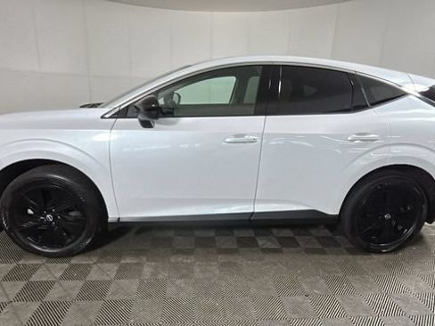 Used 2025 Nissan Murano SV FWD image 5