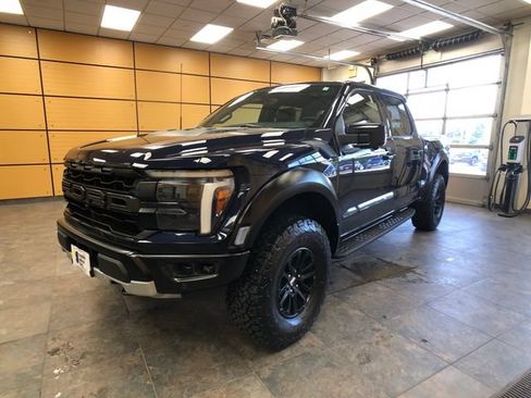 Used 2025 Ford F150 Raptor AWD/4WD image 3