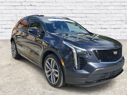 Certified 2023 Cadillac XT4 Sport image 3