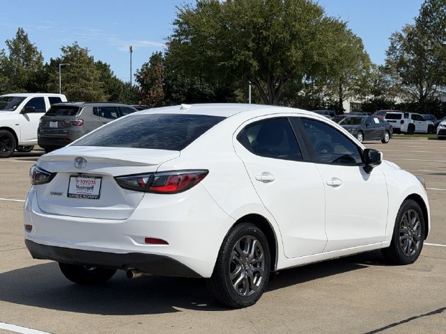 Used 2019 Toyota Yaris LE FWD image 4