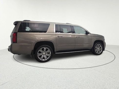 Used 2019 Chevrolet Suburban Premier w/ Max Trailering Package image 8