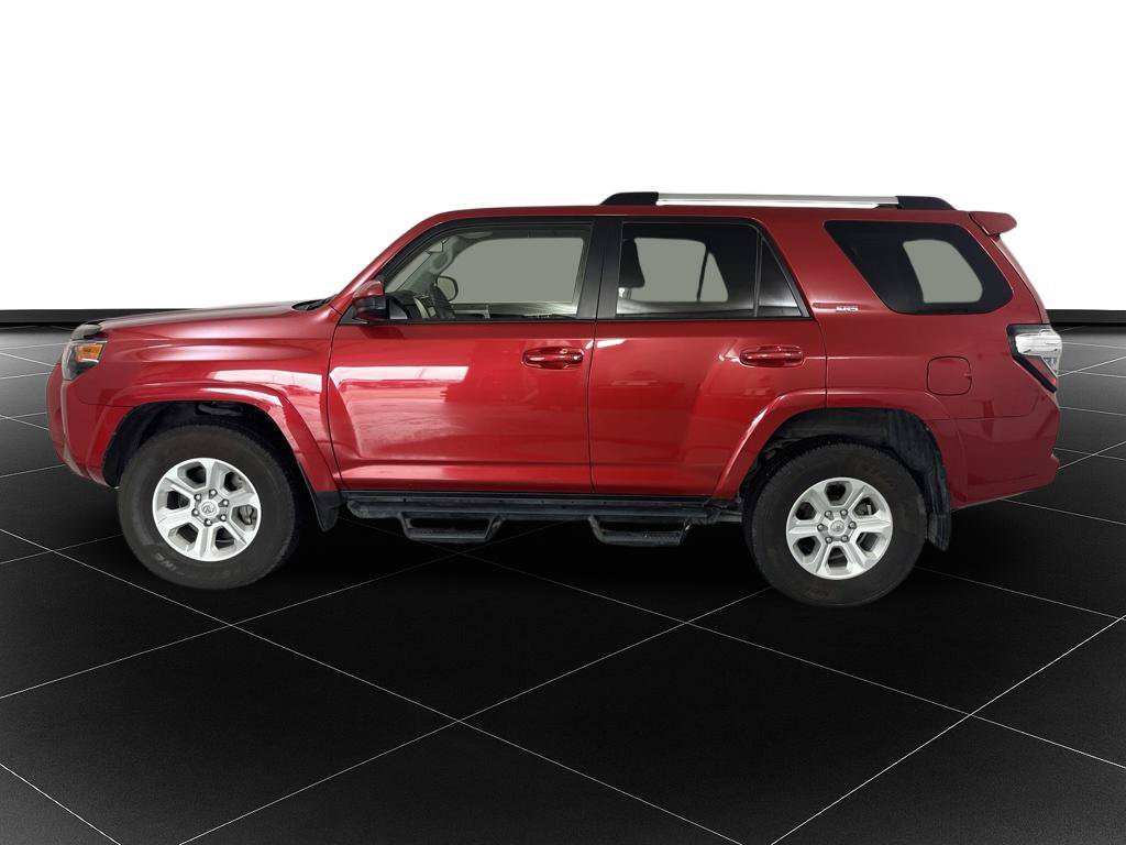 Used 2022 Toyota 4Runner SR5 AWD/4WD image 2