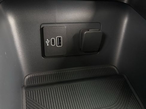 New 2026 Ford Explorer Active RWD image 20