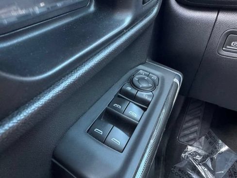 Used 2023 GMC Sierra 1500 AT4 w/ AT4 Preferred Package AWD/4WD image 34