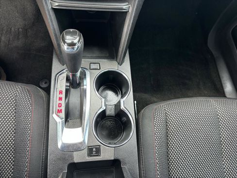 Used 2017 GMC Terrain SLE FWD image 18