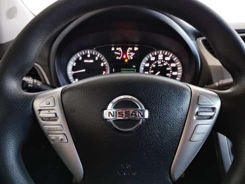Used 2013 Nissan Sentra SR FWD image 28