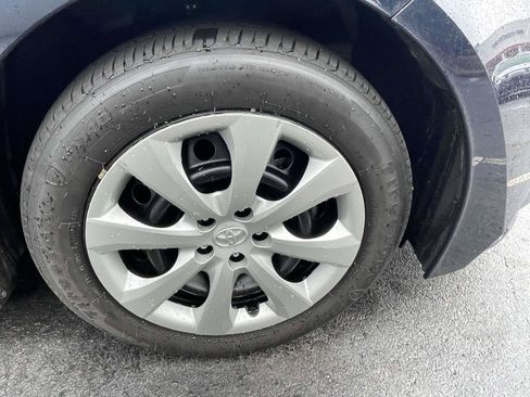 Used 2025 Toyota Corolla LE w/ Convenience Package FWD image 23