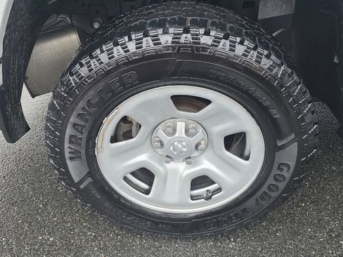 Certified 2021 RAM 1500 Tradesman w/ Level 1 Safety Group image 25