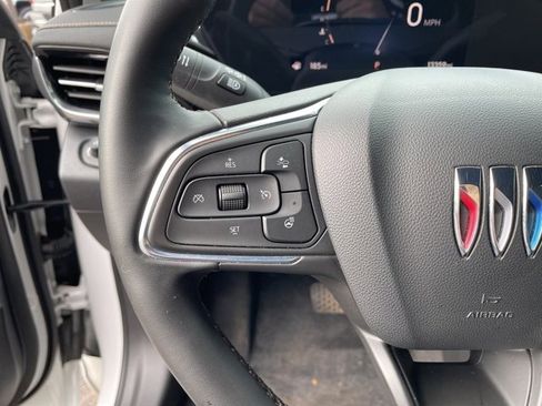 Used 2024 Buick Envista Avenir image 16