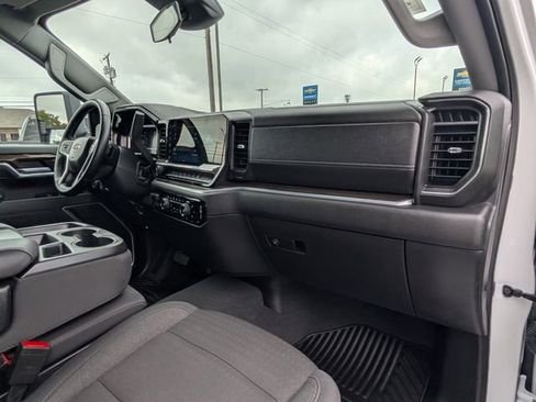 Certified 2025 Chevrolet Silverado 2500 LT w/ Convenience Package AWD/4WD image 23