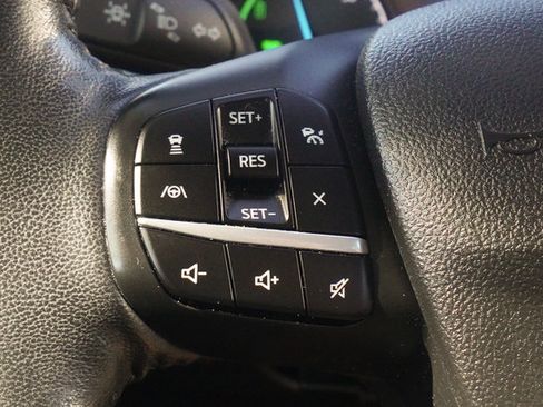 Used 2022 Ford Maverick Lariat w/ Lariat Luxury Package FWD image 16