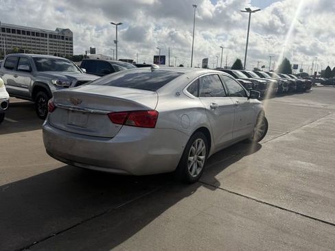 Used 2018 Chevrolet Impala LT FWD image 5