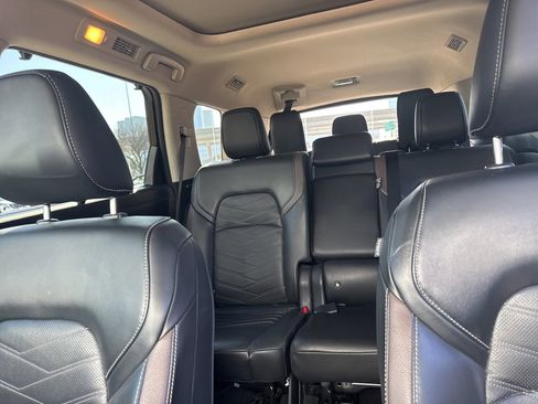 Certified 2023 Nissan Pathfinder Platinum w/ Cargo Package image 11