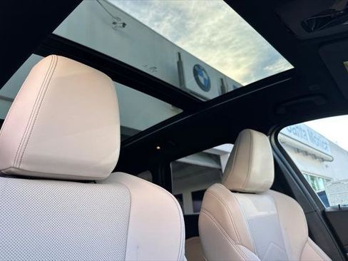 Used 2023 BMW X1 xDrive28i w/ Premium Package image 16