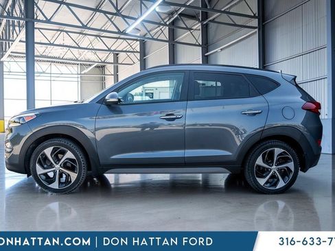 Used 2018 Hyundai Tucson Value w/ Cargo Package AWD/4WD image 2