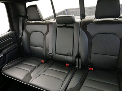 Used 2024 RAM 1500 Laramie image 22