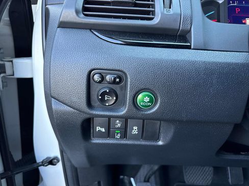 Certified 2022 Honda Pilot Elite image 37