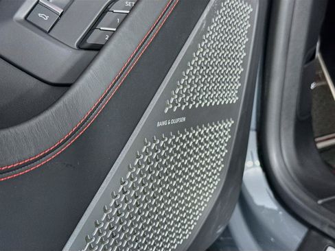 Used 2024 Lamborghini Urus S AWD/4WD image 21